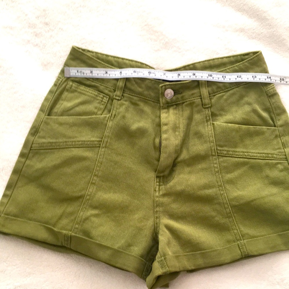 NWT DENIM SHORT. Olive color. Super cute